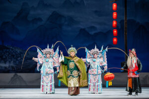 Ópera de Pequim apresenta espetáculo clássico do teatro musical chinês em Salvador